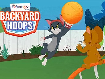 Play Backyard Hoops now!